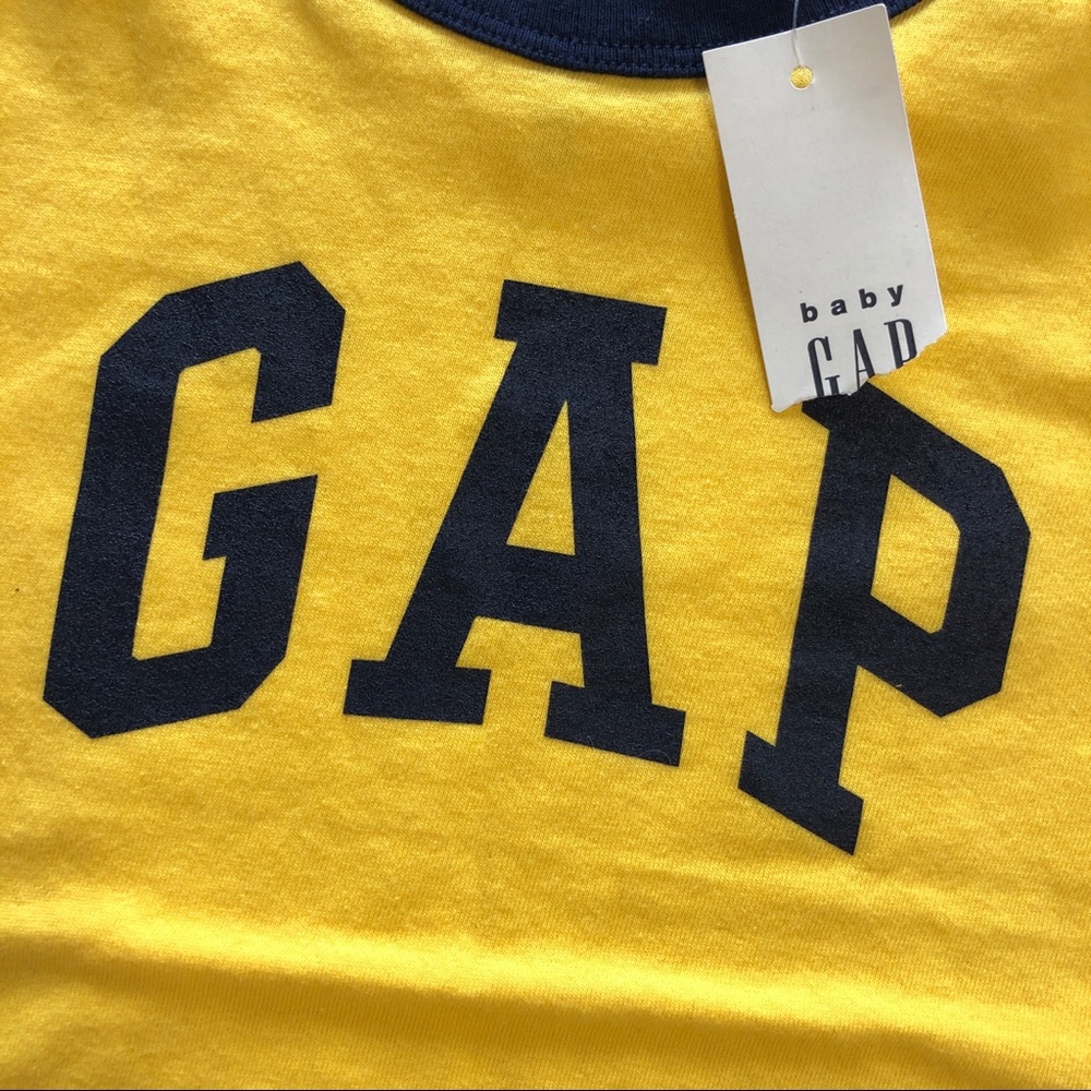 Gap tee - Picture 2 of 4